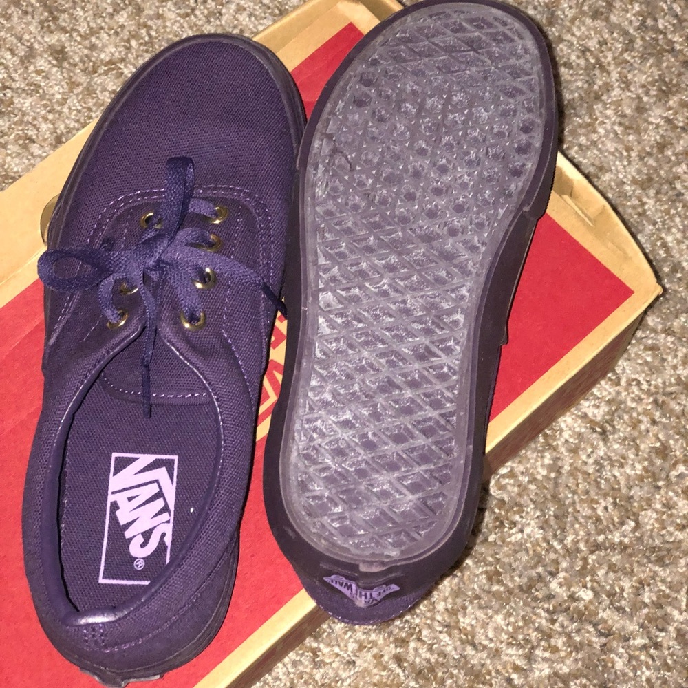 Vans - Picture 2 of 3